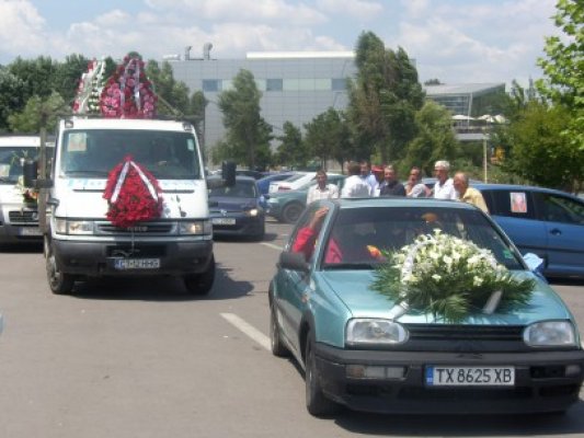 Mazăre şi Constantinescu, prezenţi la înmormântarea cunoscutului afacerist Gheorghe Oancea